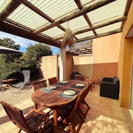 Villa Cédrat - Piscine - 500m Plages et Commerces Отели в г. Леччи