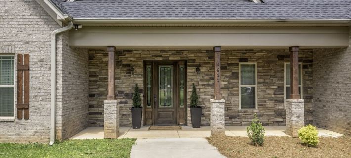 4500 sq ft. Cozy/Luxe Mountain style retreat in South CLT- 2 King Masters! Hotels in Union County