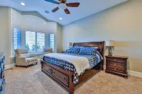 Luxury Family Home, 15 Miles to Downtown SLC!