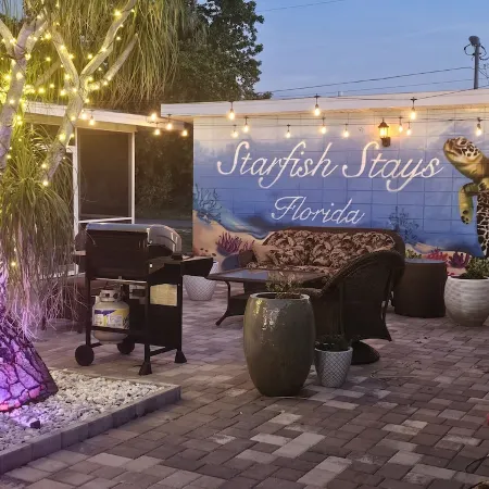 Beachy 1-Bedroom Getaway in Cape Coral – 20 Mins to Sanibel & Fort Myers Beach!