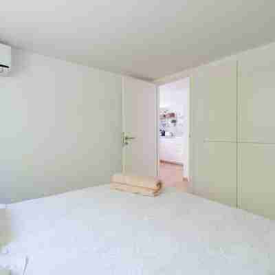 Apartment in Maspalomas with spacious garden, 30 m to the beach. Private garage Rooms