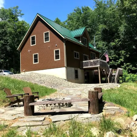 Secluded, Fun, Family-Friendly, Riverfront Cabin Surrounded by Nature.