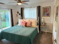 Flamingo Oasis - Next to the Atascadero lake/park/zoo!