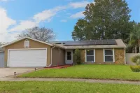 Free Heated Pool_ 3mi to Beach_W/D_ Game Room_ King Bed_ Bikes_ Lake View Hotels near Pop Stansell Park