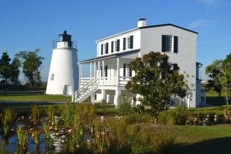 Potomac Rvr Woodland Cottage, Polite Pets Welcomed, Central Air, Stunning Sunset