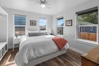 Pet & Family Friendly, Mountain Views, Downtown Montrose 20 Min to National Park - 4성급