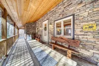 Cozy Cabin with Hot Tub in Blue Ridge Mountains Hotels in Union County