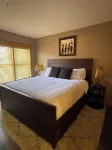 Keystone Ski area, Epic mountains views, Ground floor condo, short walk to lift