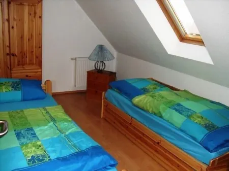 Lone-standing vacation home with a large garden in a peaceful location Отели в г. Брокмерланд