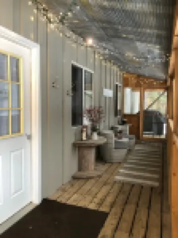 Lake Tahoe UP - Grey Wolf