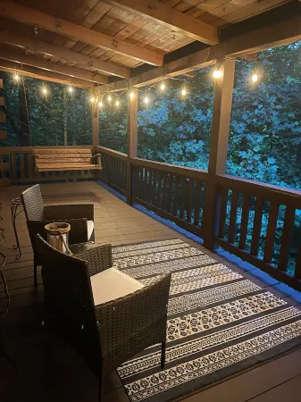 Private Spring Getaway! Pet Friendly!