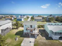 Wave Watcher - Amazing Ocean and Sound Views - One minute walk to the beach!