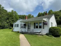 Remodeled Farmhouse on 30 acres, enjoy the peacefulness of living on a farm