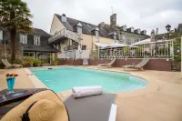 Brit Hotel le Cygne Hotel a Savigny-le-Vieux