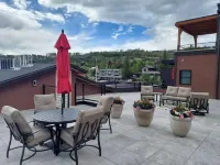New Build Boardwalk Studio Condo steps from Lake!!