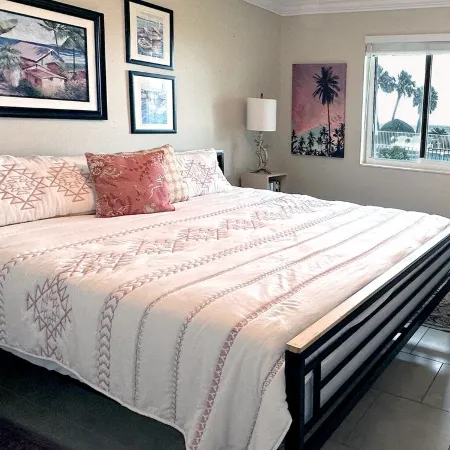 Beachfront Paradise! Private location between Flagler Beach and Ormond Beach.
