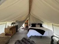 Heritage Ranch 'Jefferson' Glamping Tent (9)