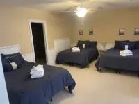 Large Rental in Rumbling Bald Resort on Septic.  No damage. Ready to go!