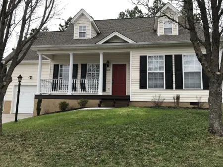 House near Lee University