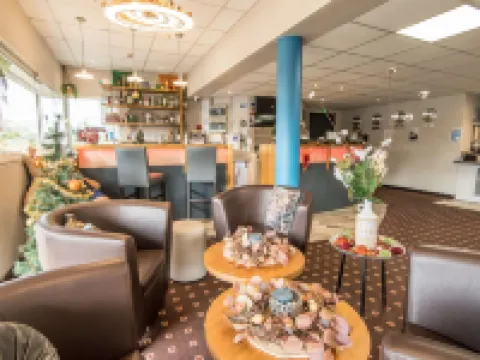 ブリット ホテル コンフォール フォア フォアのホテル