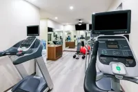 Candlewood Suites 費耶特維爾，美國阿肯色大學 - 健身房