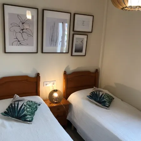 1ªLínie! Right on the beach, sea views, pool, climate, WIFI