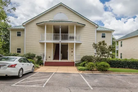 Sunset Cove on Lake Martin!