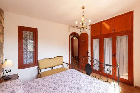 PRIORAT "Relax Climbing Hiking"