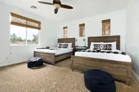 Mountain View with Hot Tub/AC nestled in the pines