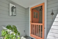New and Very Spacious Cottage Right Downtown Highlands, NC!