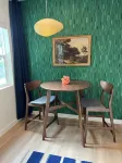 Citrus Studio 4 Relaxed Central Vibe
