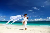 House of Verrett Beach Villa-Ventura,  Sleeps 6 & Four-Minutes from Beach