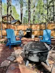 Ponderosa Place in Pinetop - Family & Dog Friendly, Tranquil Backyard