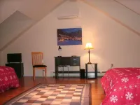 TOWNHOUSE-Slp 8 Mt View/6 BEDS. Downtown Windham. Walk to restaurants and stores