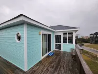 Ocean & Sound Views, 4BR house, Private Pool & Hot Tub, WiFi, AC, Dog Friendly