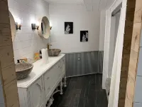Gorgeous Lower Level Apartment Retreat Các khách sạn gần Quail Ridge Golf Club