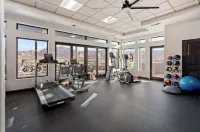 Luxury 4-bedroom Retreat- stellar red rock views – St. George's Premier Getaway