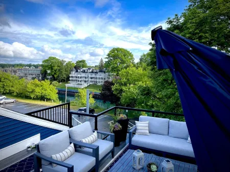 Riverwalk One Condo with rooftop deck