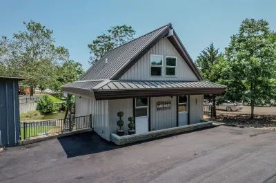 Lake Luxury, Tucked-Away Treasure with Dock, Views & Summer Vibes!