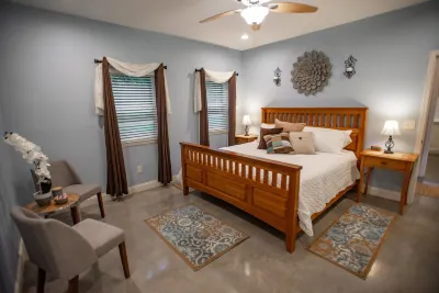 Brazos Shores- Spectacular 4 Bedroom, 3 Bath House