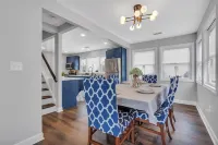 2 King Bedrooms. 2 Blocks to beach. Outdoor Seating Area. 75" TV w/ soundbar Hotels in Seaside Heights