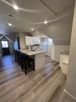 S Broadway 2 bed getaway w Parking - 98 walk score