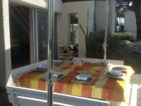 Taussat: Two Steps from the Beach, Renovated Villa "Poupille" Sleeps 9 렁똥 호텔