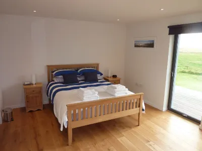 Rural cottage with stunning views Hotels in 
