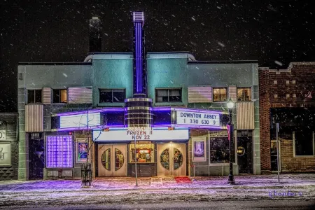 Your Vacation Retreat: Discover a Hidden Gem! Отели в г. Дулут