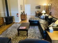 Charming historic loft close to restaurants, shopping and Arkansas river!