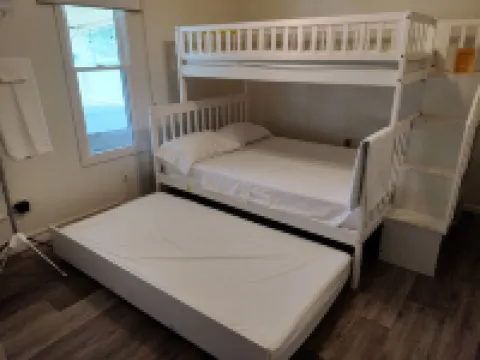 Updated home on 2/3 acre w/ HOT TUB and BOAT DOCK! Walk to 3 bars/eateries