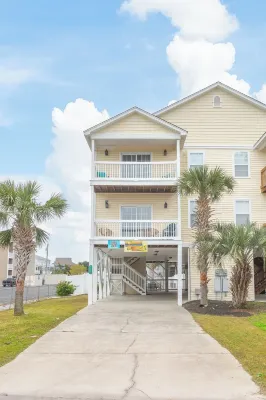 Sunrise on Sunset: 5 bed/5 bath sleeps 16 with a heated pool!