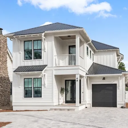Luxe 5Br with Pool, Hot Tub, Outdoor Kitchen, Bikes, Close to Beach & Seaside