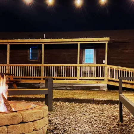 The Gemstone Cabin. Diamond hunters headquarters. Near The Crater of Diamonds